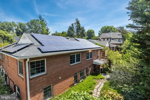 $1,379,000 | 4804 Morgan Drive, Chevy Chase, MD 20815