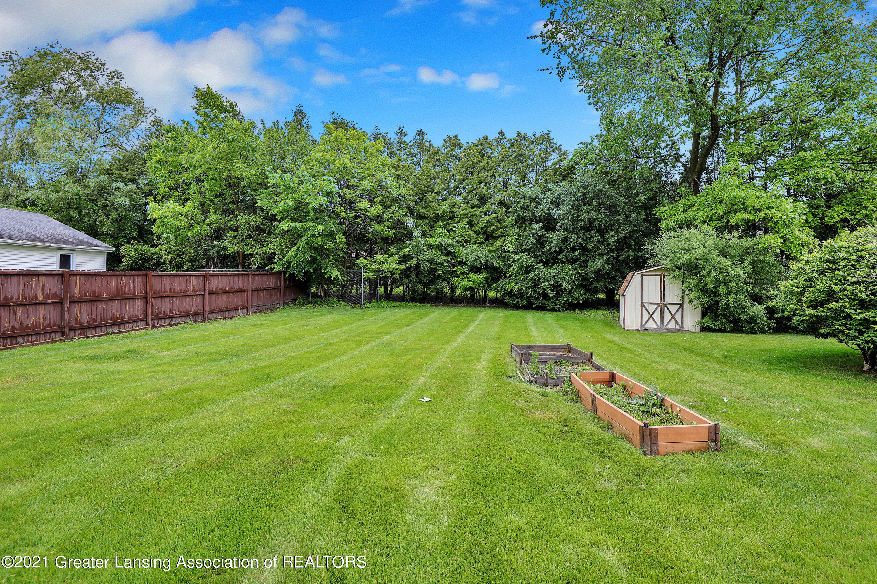 1684 Pepper Ridge Drive Haslett, MI 48840 - Photo 27 of 29 9I3A1155