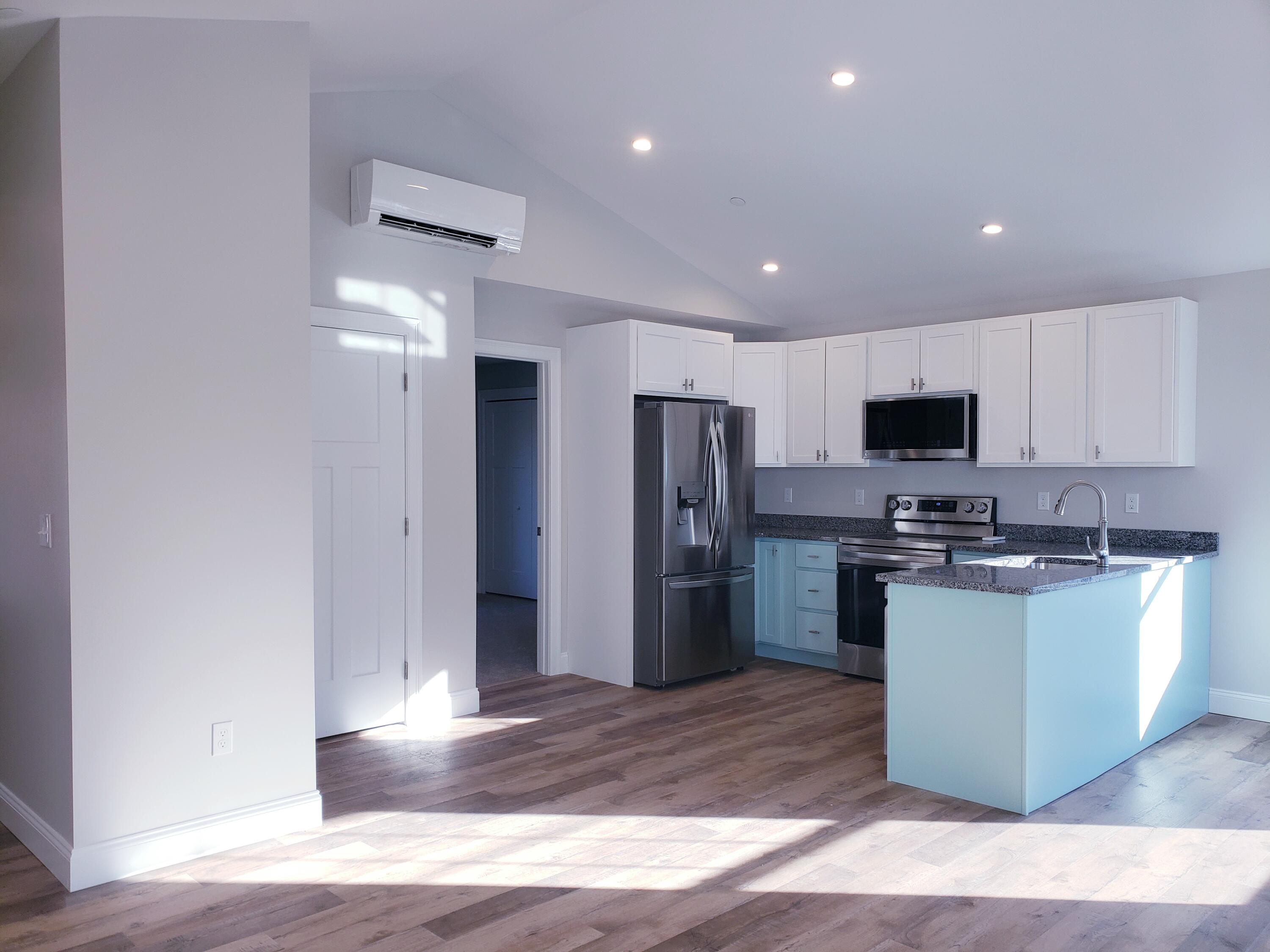 18 Heritage Way, Unit 14 Saco, ME 04072 - Photo 108 of 196 20250925_195636