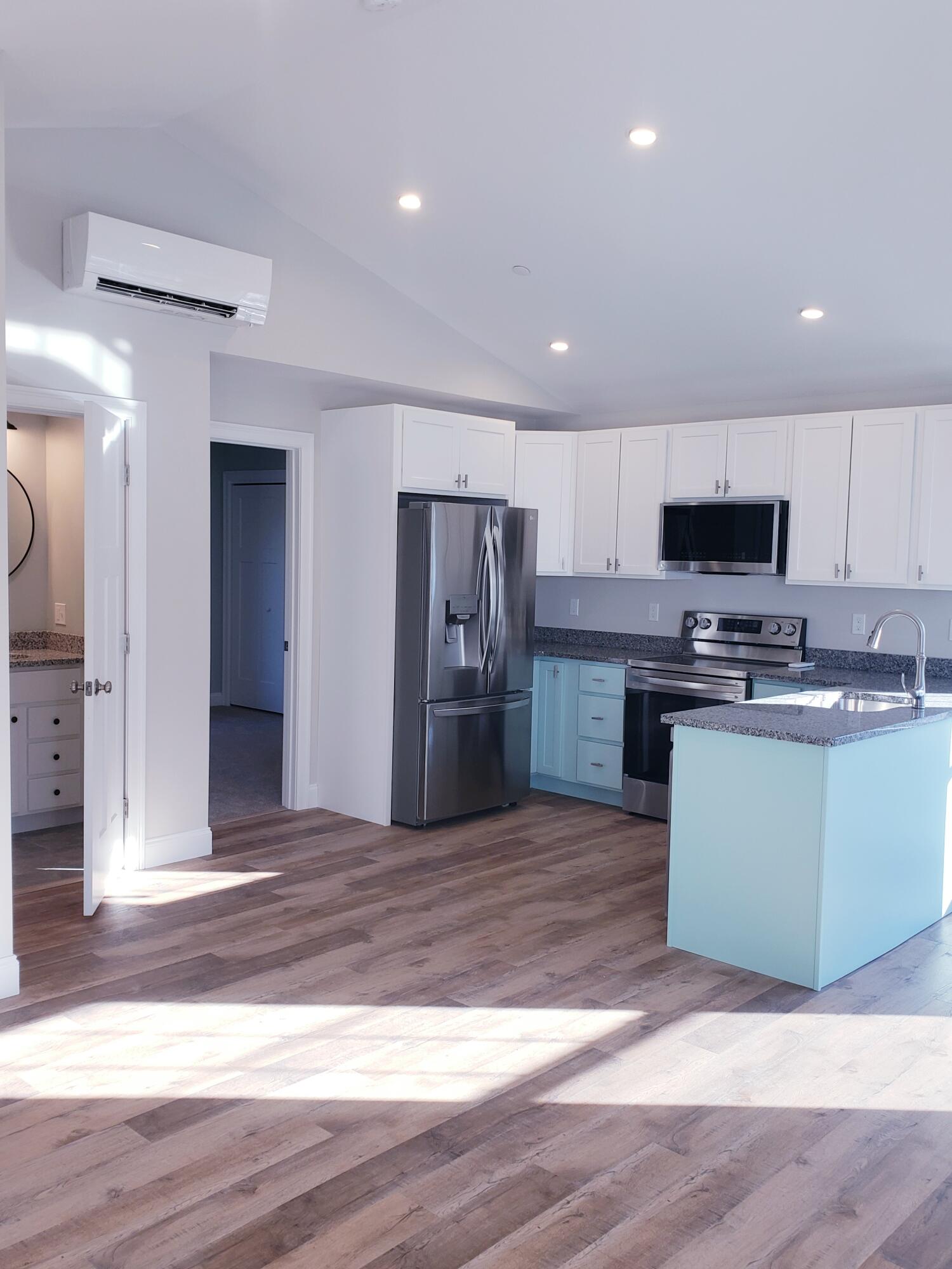 18 Heritage Way, Unit 14 Saco, ME 04072 - Photo 110 of 196 20250925_200418