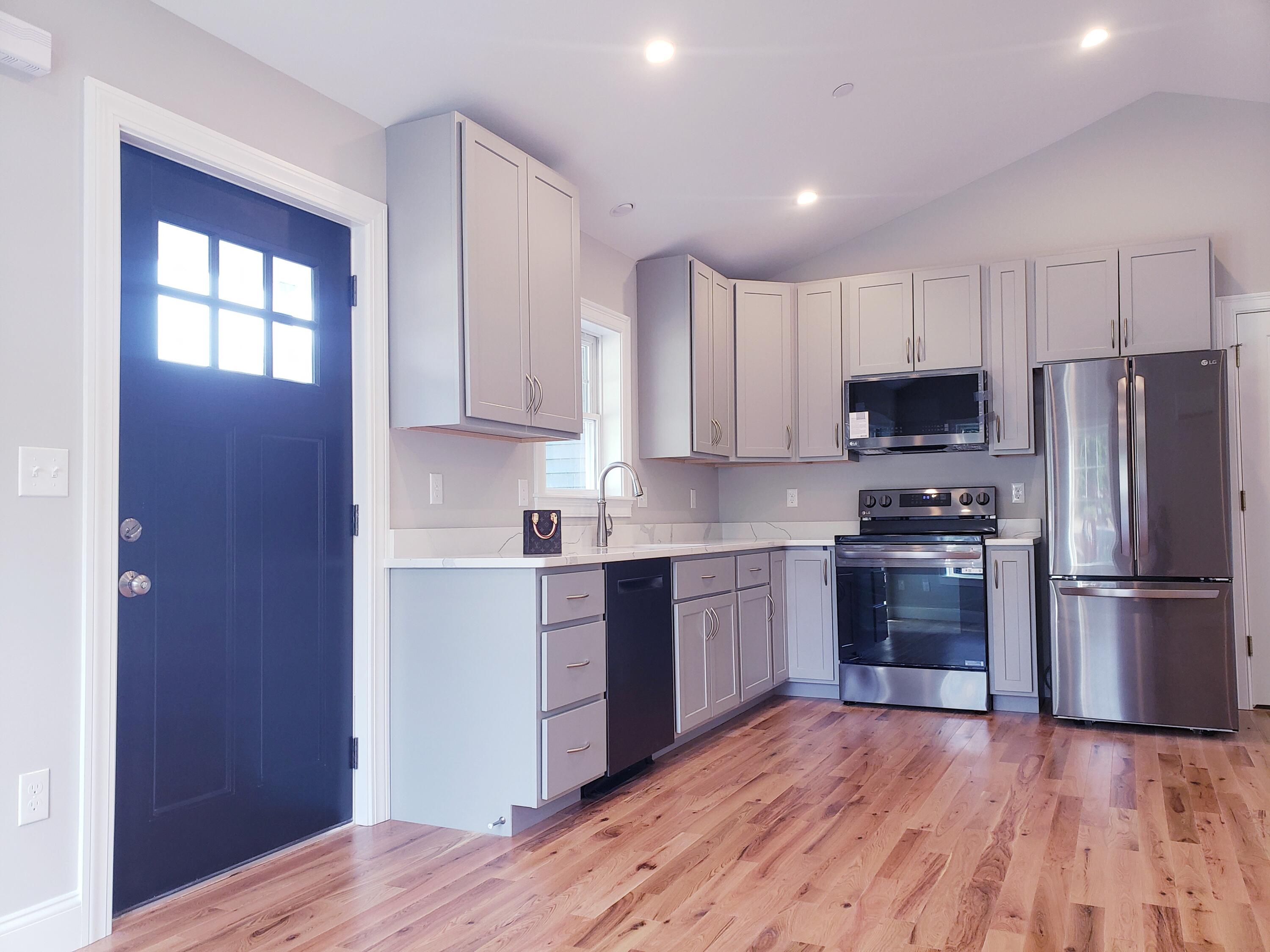 18 Heritage Way, Unit 14 Saco, ME 04072 - Photo 165 of 196 20250925_191454