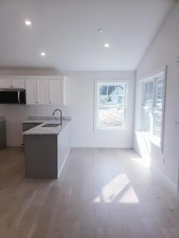 $500,000 | 18 Heritage Way, Unit 14, Saco, ME 04072