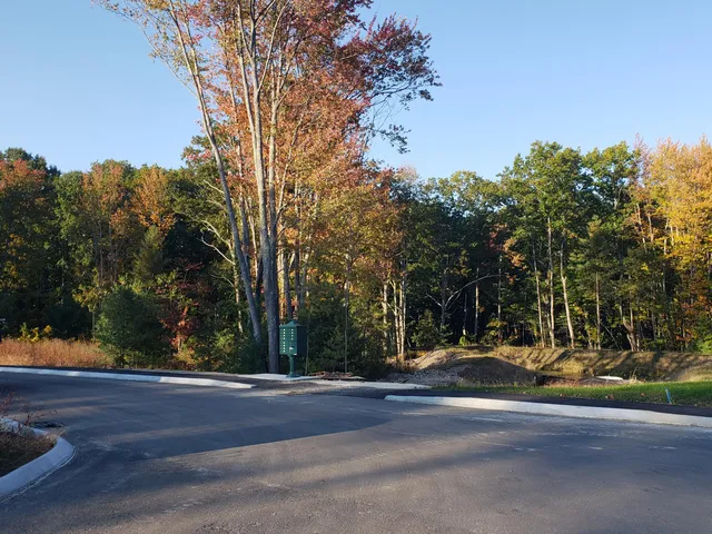 $500,000 | 18 Heritage Way, Unit 14, Saco, ME 04072