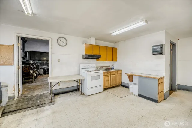 $2,249,950 | 3817-3819 94th Street Southwest, Lakewood, WA 98499