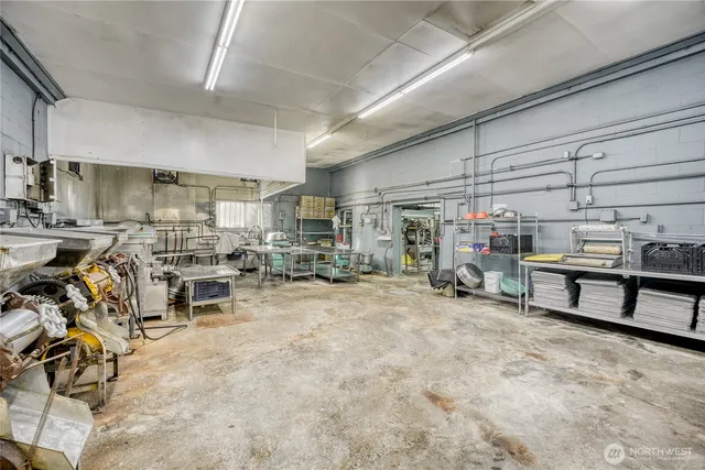 $2,249,950 | 3817-3819 94th Street Southwest, Lakewood, WA 98499