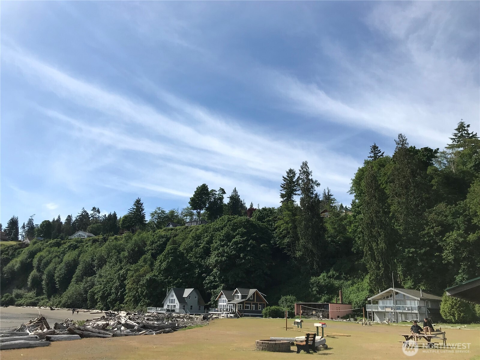 V2 Gedney Way Everett, WA 98201 - Photo 11 of 11 a view of a lake with houses