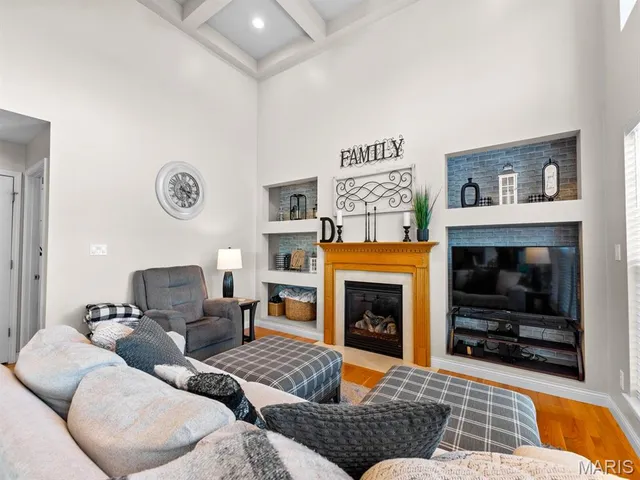 $499,900 | 3110 Canyon Creek Road, Belleville, IL 62221