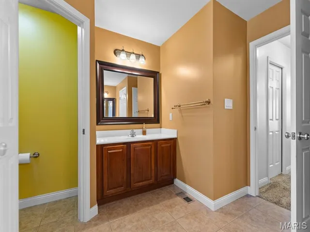 $499,900 | 3110 Canyon Creek Road, Belleville, IL 62221