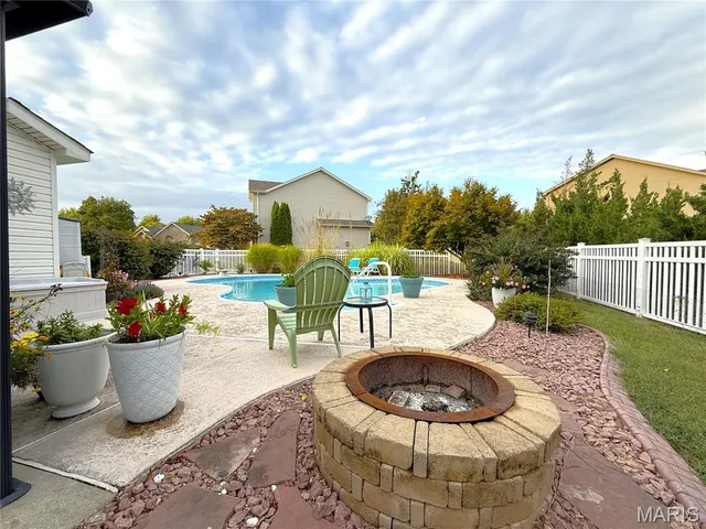 $499,900 | 3110 Canyon Creek Road, Belleville, IL 62221