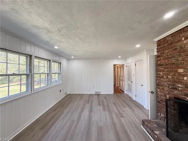 $2,050 | 2841 Deerwood Drive, Winston-Salem, NC 27103