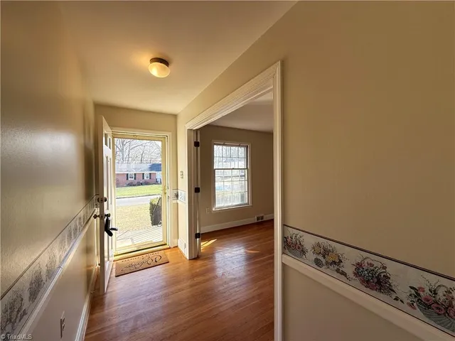 $2,050 | 2841 Deerwood Drive, Winston-Salem, NC 27103