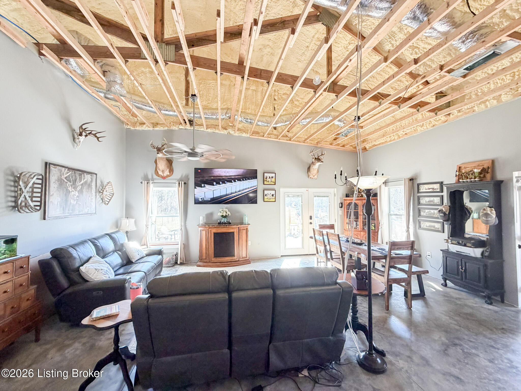 4338 Waddy Road Waddy, KY 40076 - Photo 4 of 39 Great Room