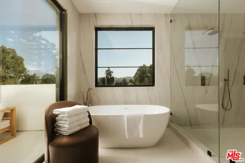 $4,875,000 | 4634 Ethel Avenue, Sherman Oaks, CA 91423