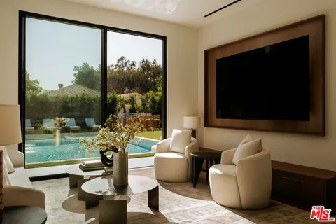 $4,875,000 | 4634 Ethel Avenue, Sherman Oaks, CA 91423