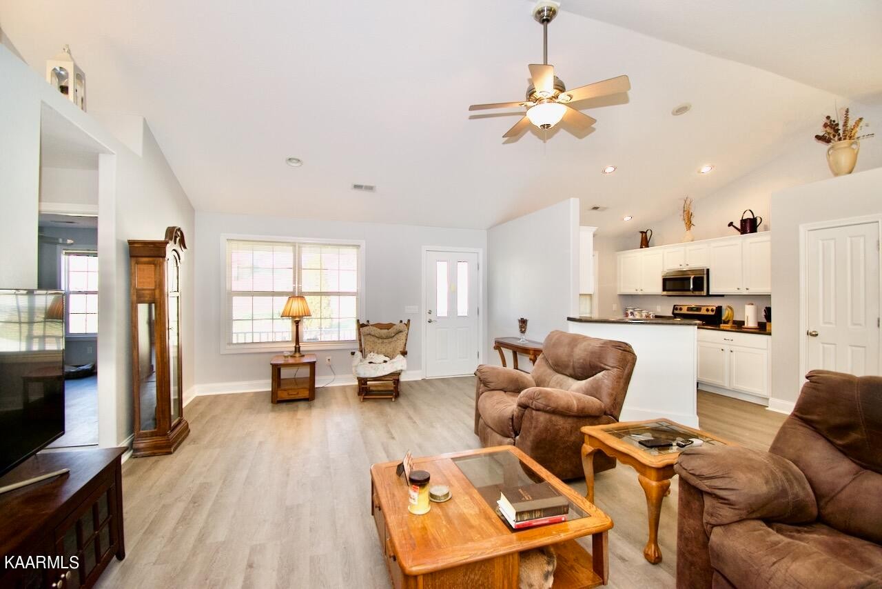 4130 Pea Ridge Road Maryville, TN 37804 - Photo 6 of 45 Gallery Image 6