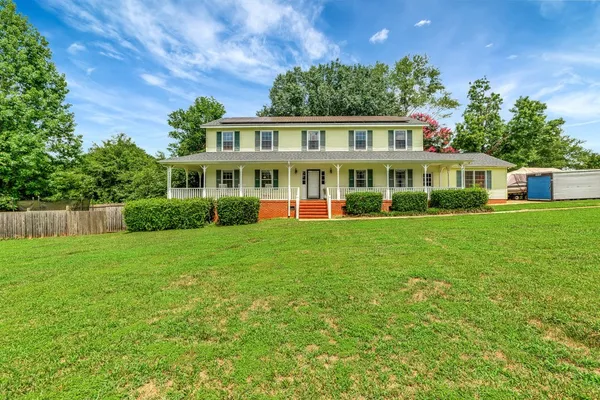 $399,999 | 224 Regency Circle, Anderson, SC 29625