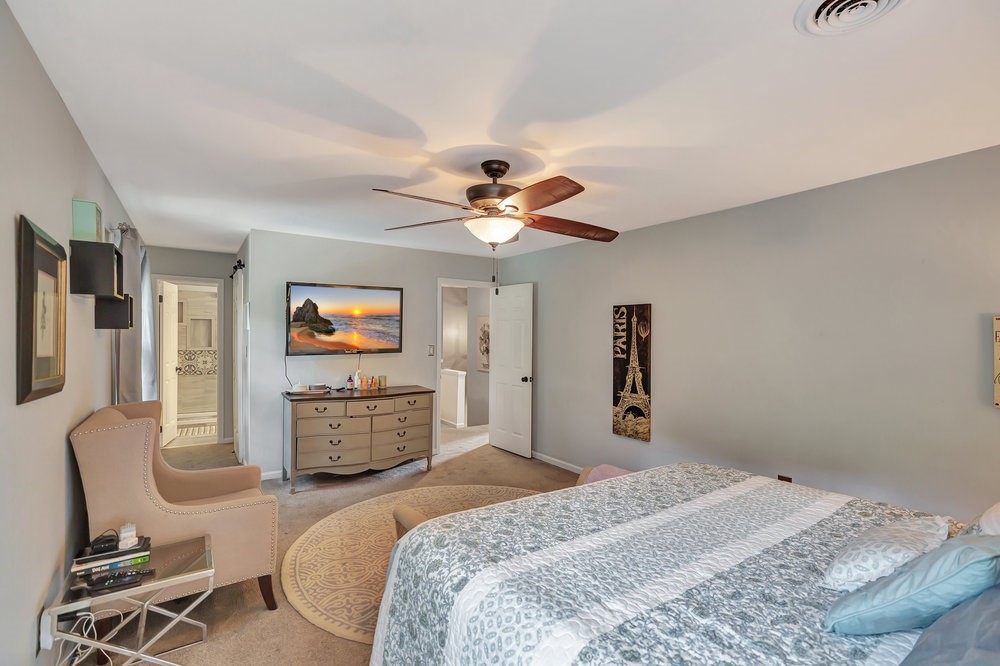 224 Regency Circle Anderson, SC 29625 - Photo 29 of 43 Master Bedroom