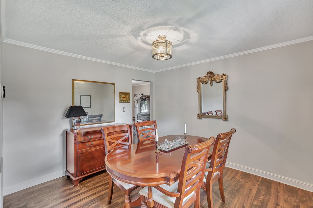 224 Regency Circle Anderson, SC 29625 - Photo 4 of 43 Dining room