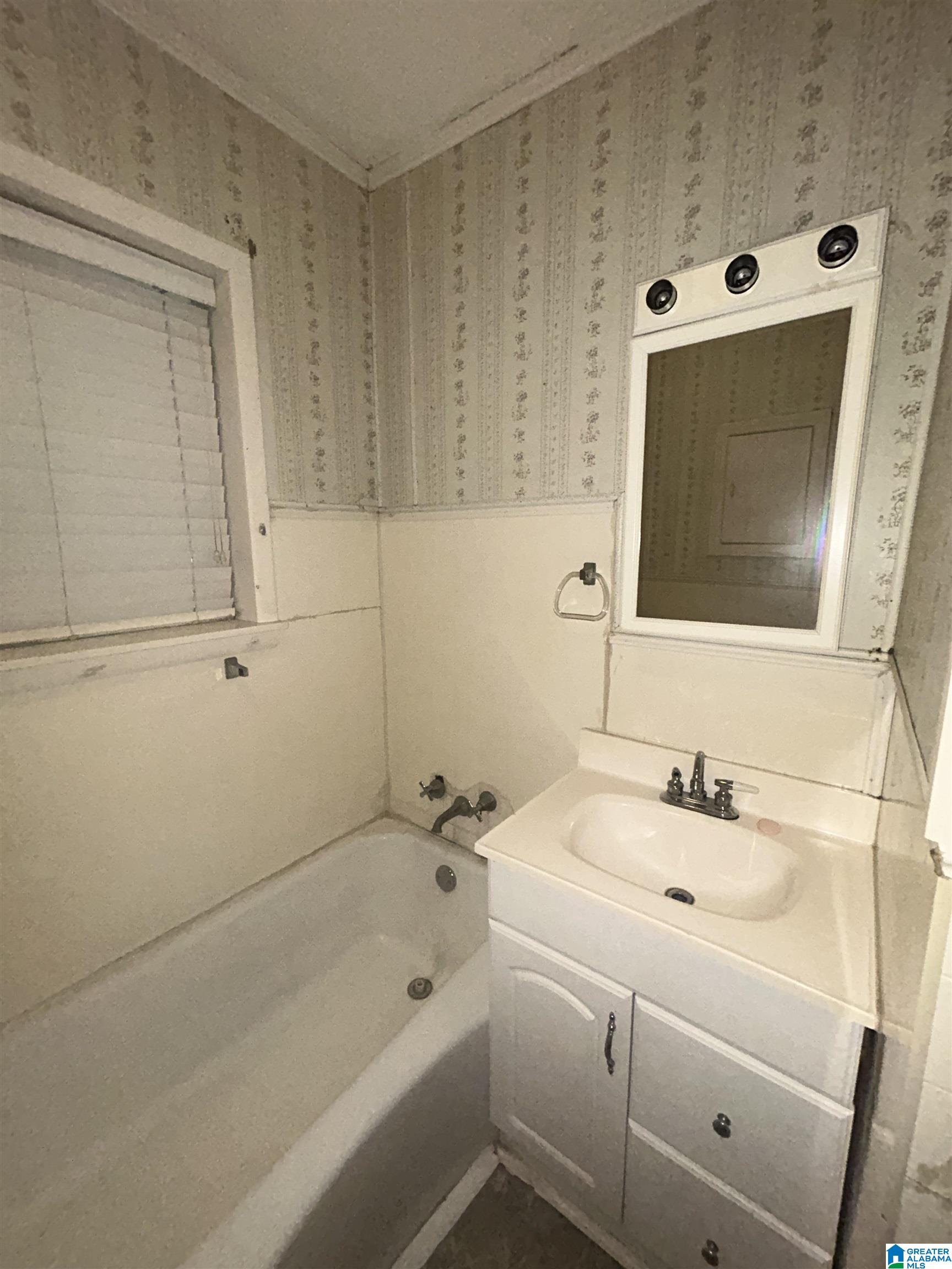 1104 8th Avenue Jasper, AL 35501 - Photo 33 of 57