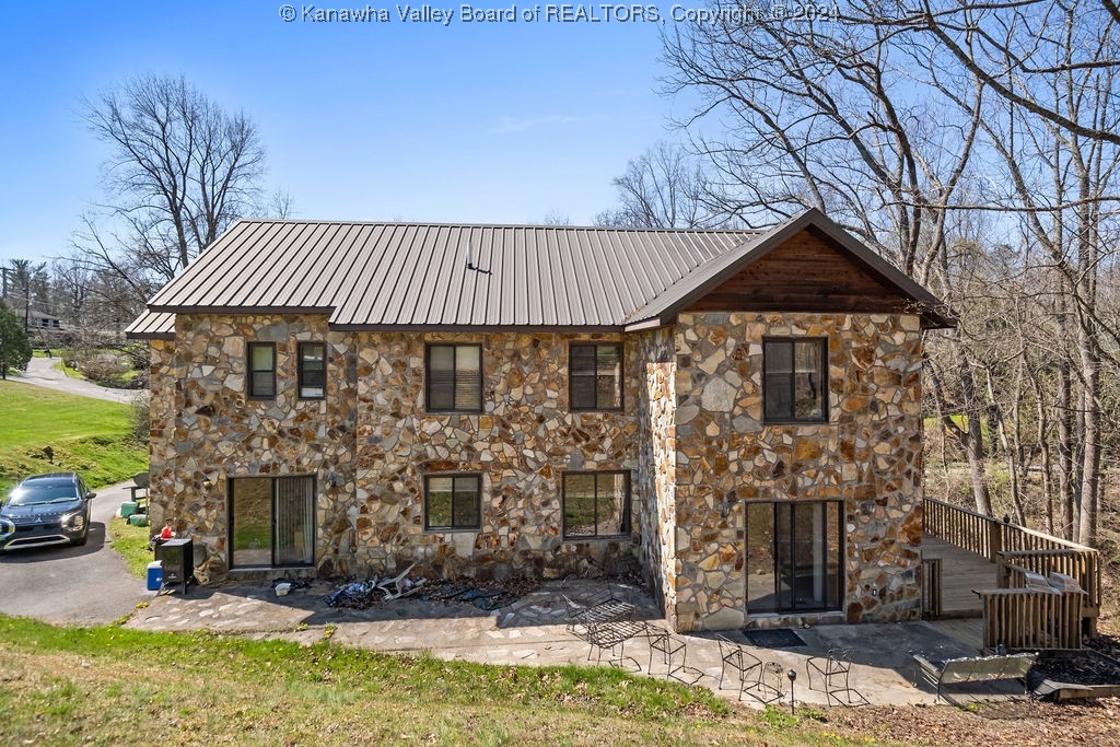 222 Atlas Road South Charleston, WV 25309 - Photo 35 of 38 Gallery Image 35