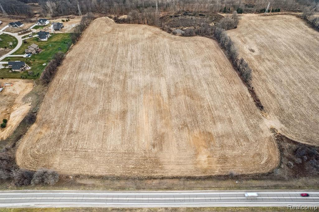 4711 South Lapeer Road Metamora, MI 48455 - Photo 7 of 12