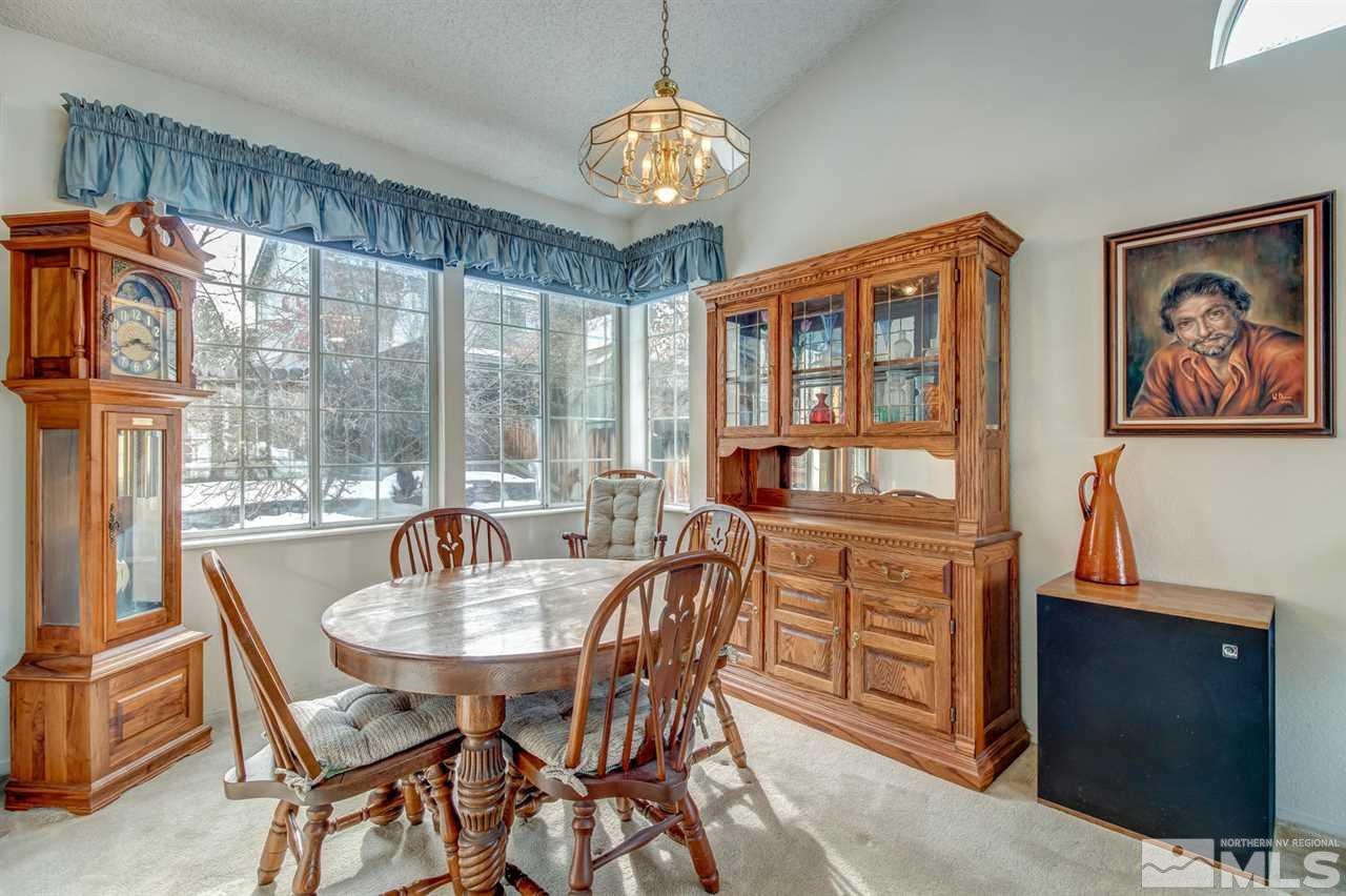 976 Ridgeview Drive Reno, NV 89511 - Photo 7 of 25 Photo 7