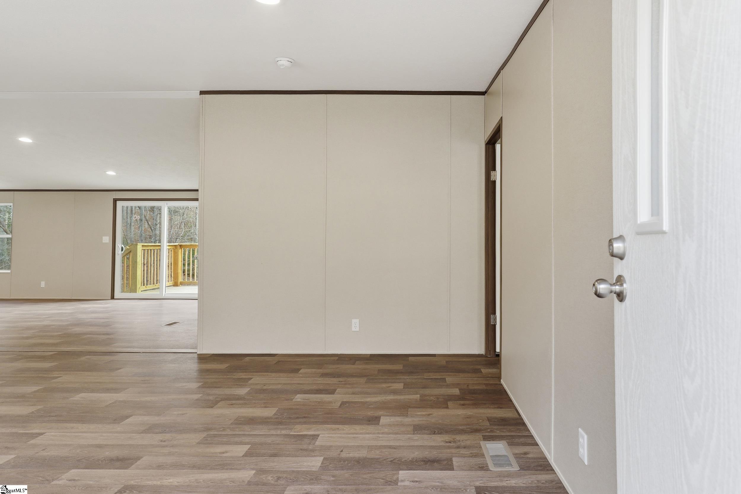 566 Connelly Road Pickens, SC 29671 - Photo 3 of 25