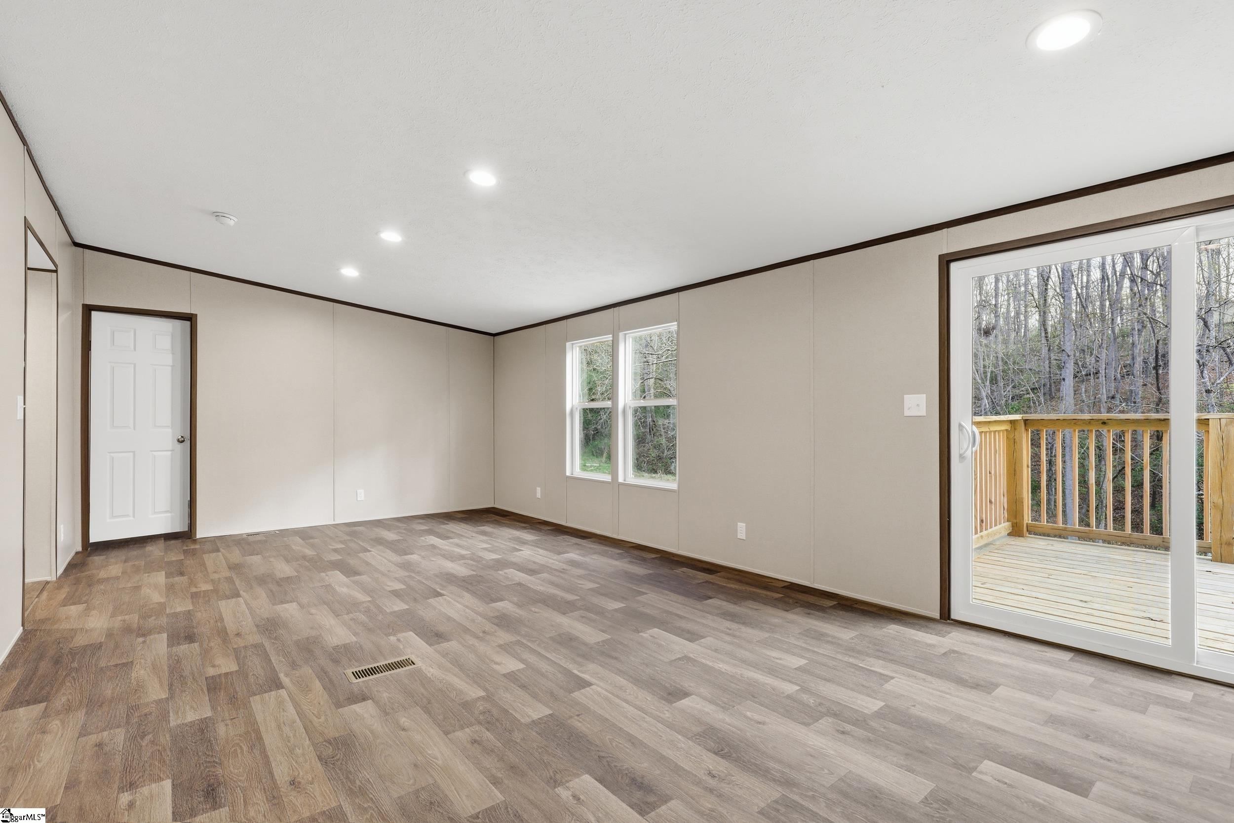 566 Connelly Road Pickens, SC 29671 - Photo 6 of 25