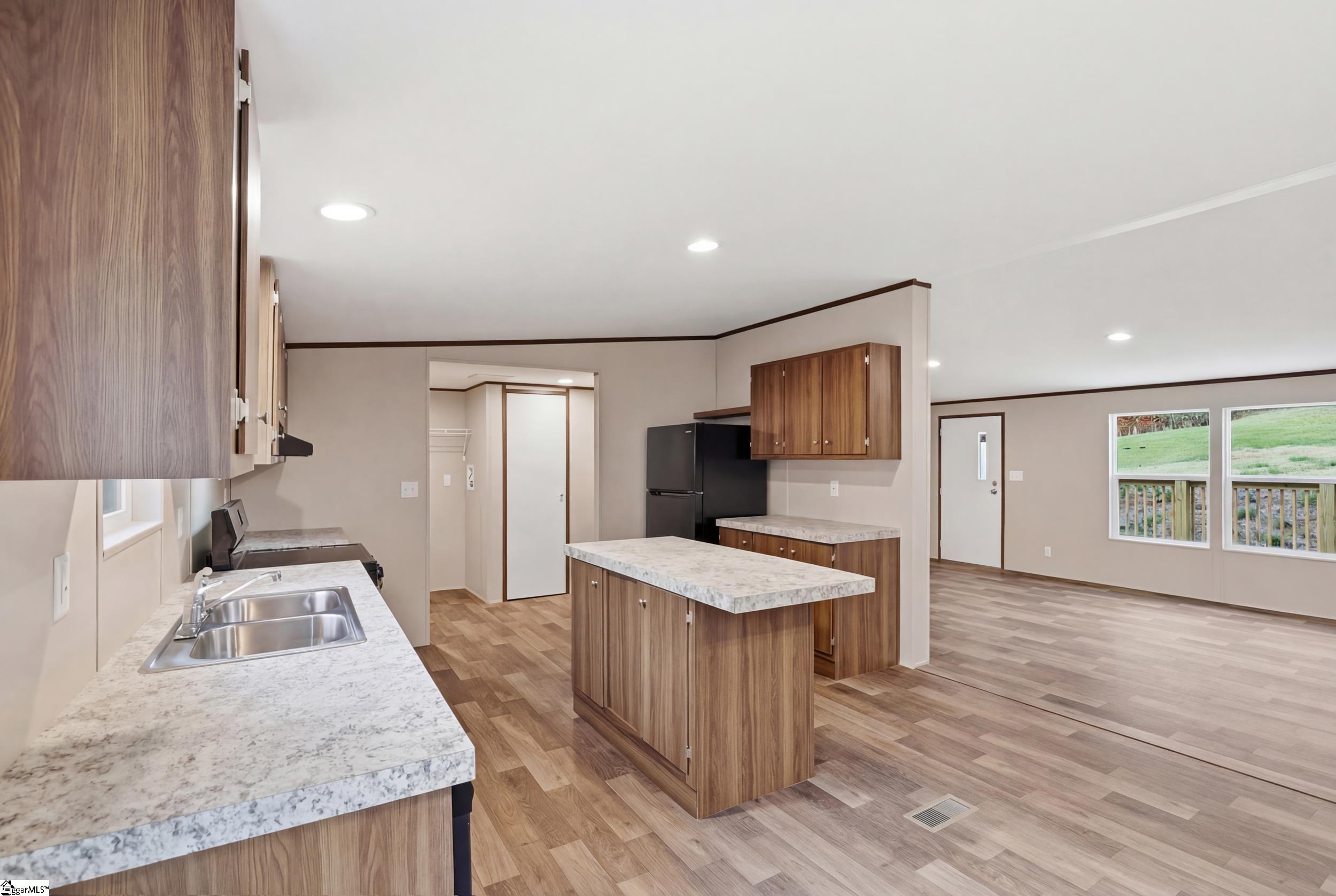 566 Connelly Road Pickens, SC 29671 - Photo 10 of 25