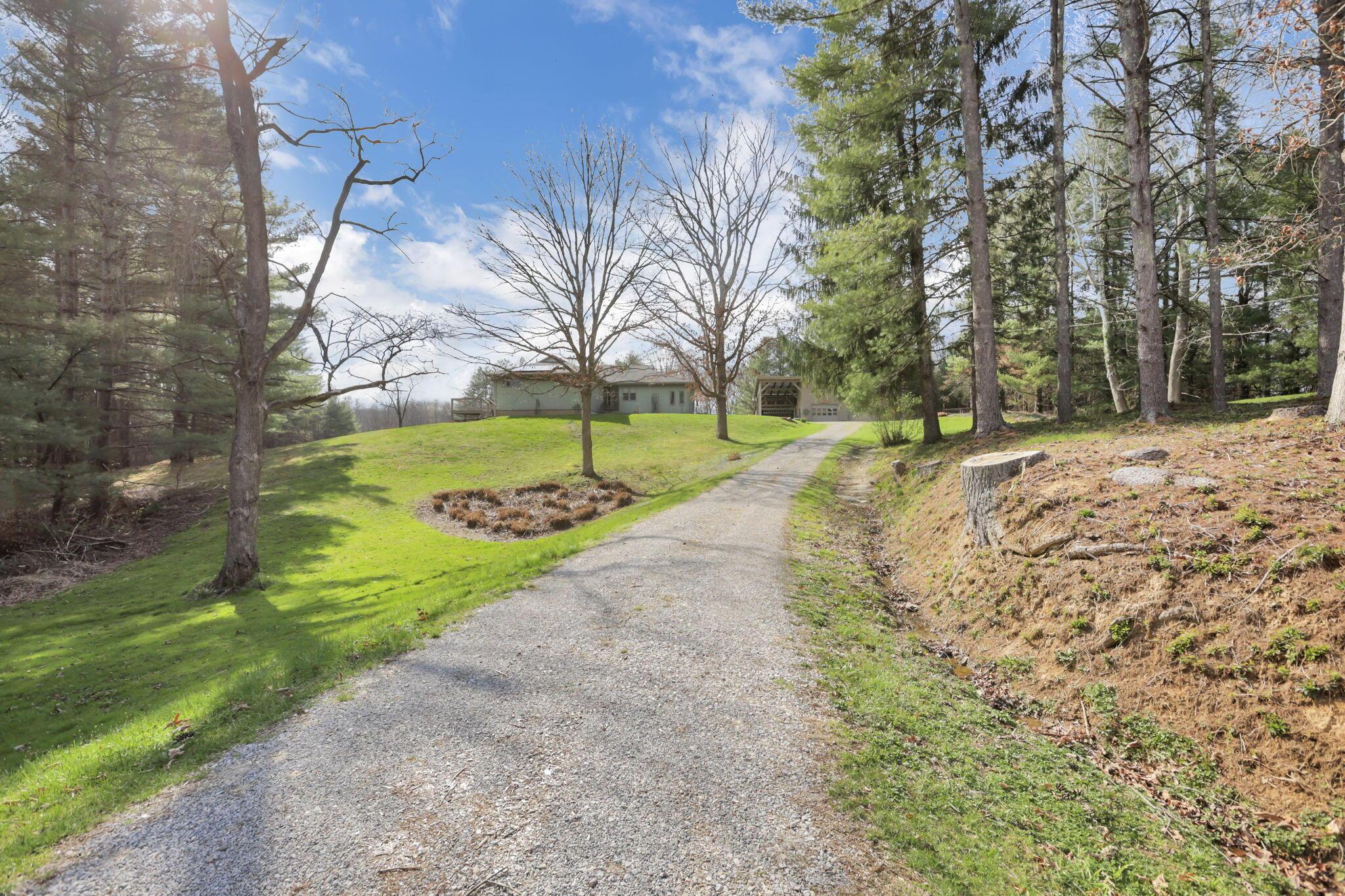 11135 Salem Road Athens, OH 45701 - Photo 68 of 90 68-web-or-mls-LO5A5692
