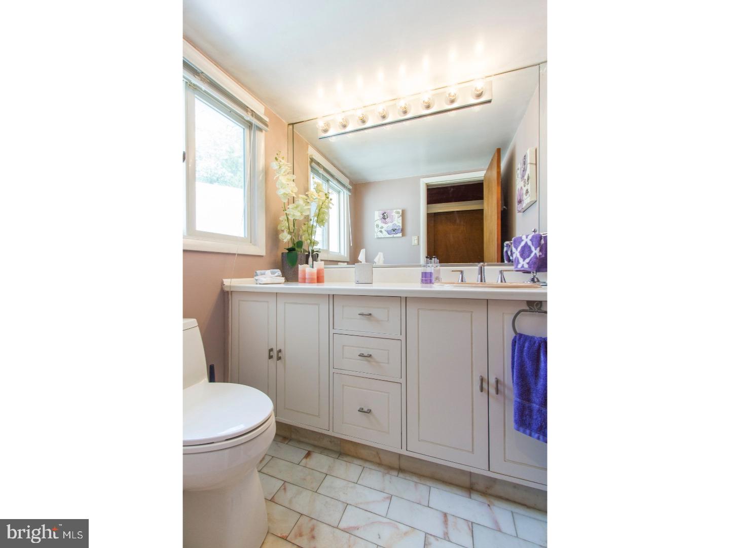 2038 Springhouse Road Broomall, PA 19008 - Photo 13 of 23