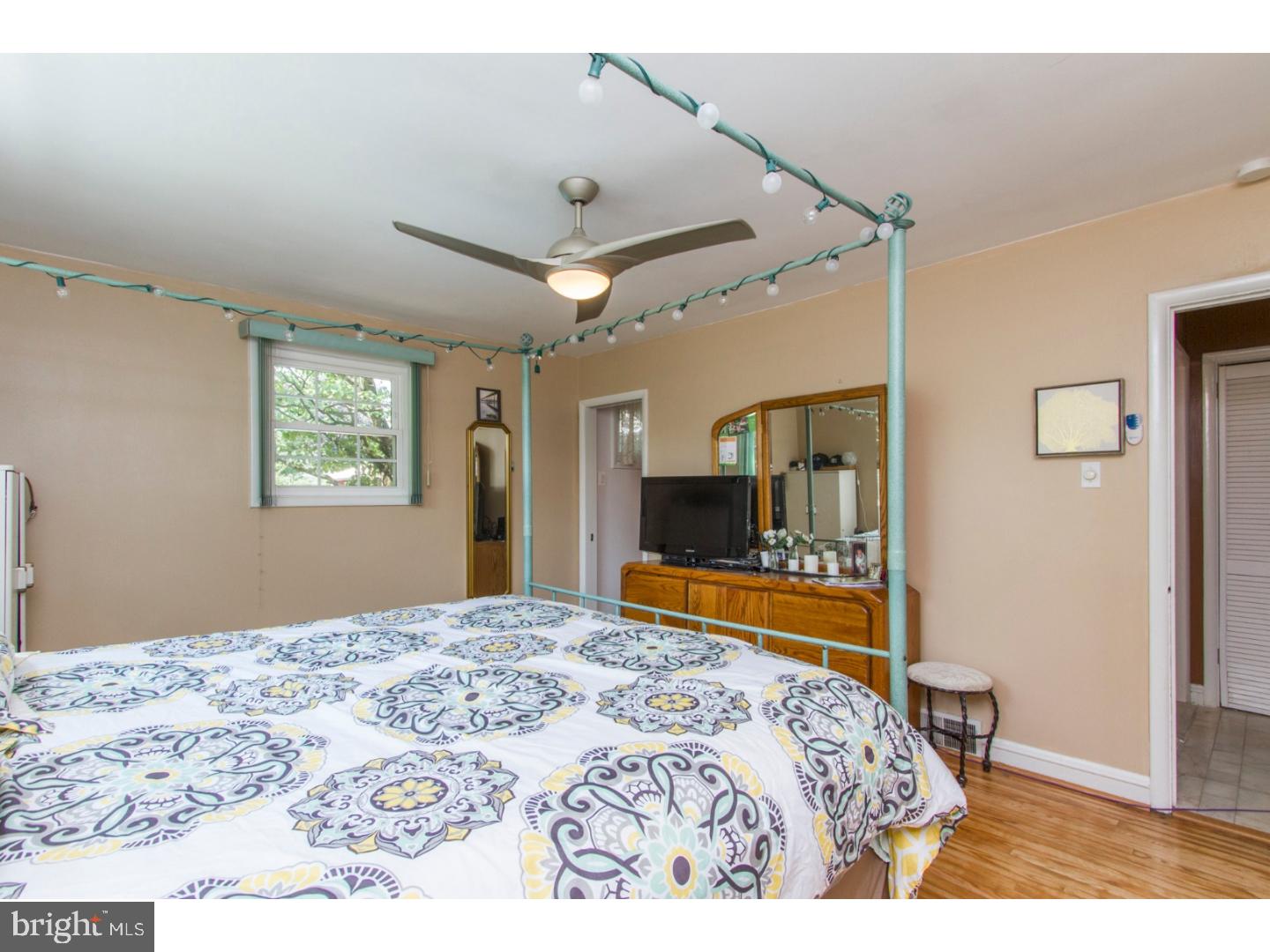 2038 Springhouse Road Broomall, PA 19008 - Photo 14 of 23
