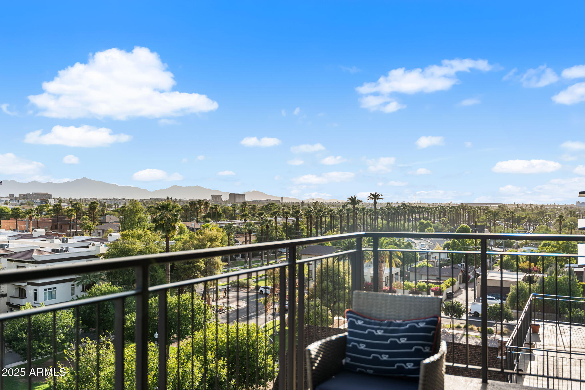 208 West Portland Street, Unit 662 Phoenix, AZ 85003 - Photo 5 of 24 Mountain View