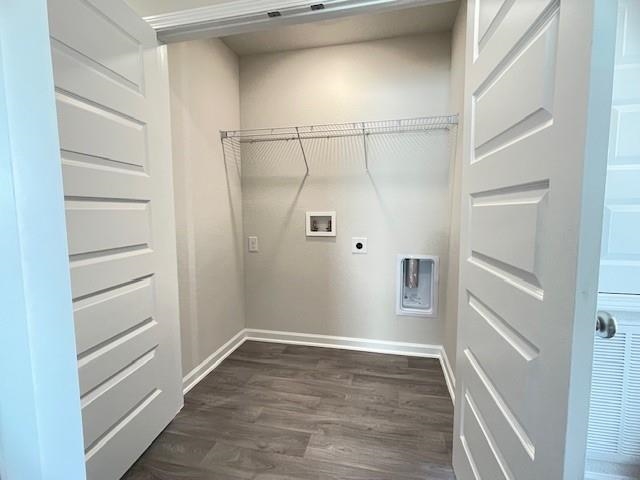 1024 South Bay Street Foley, AL 36535 - Photo 16 of 28 Laundry