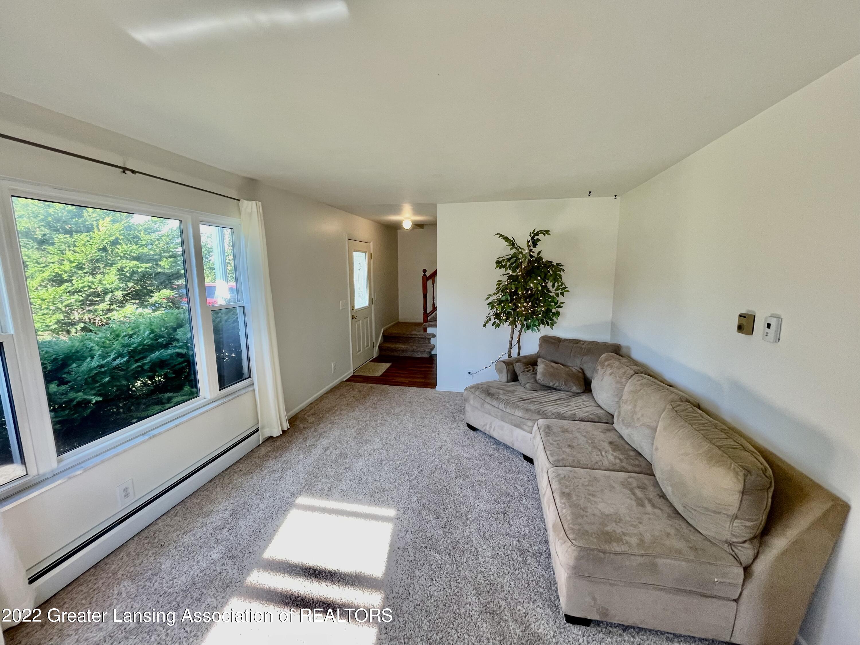 4316 Sleight Road Bath, MI 48808 - Photo 5 of 31 Living Room