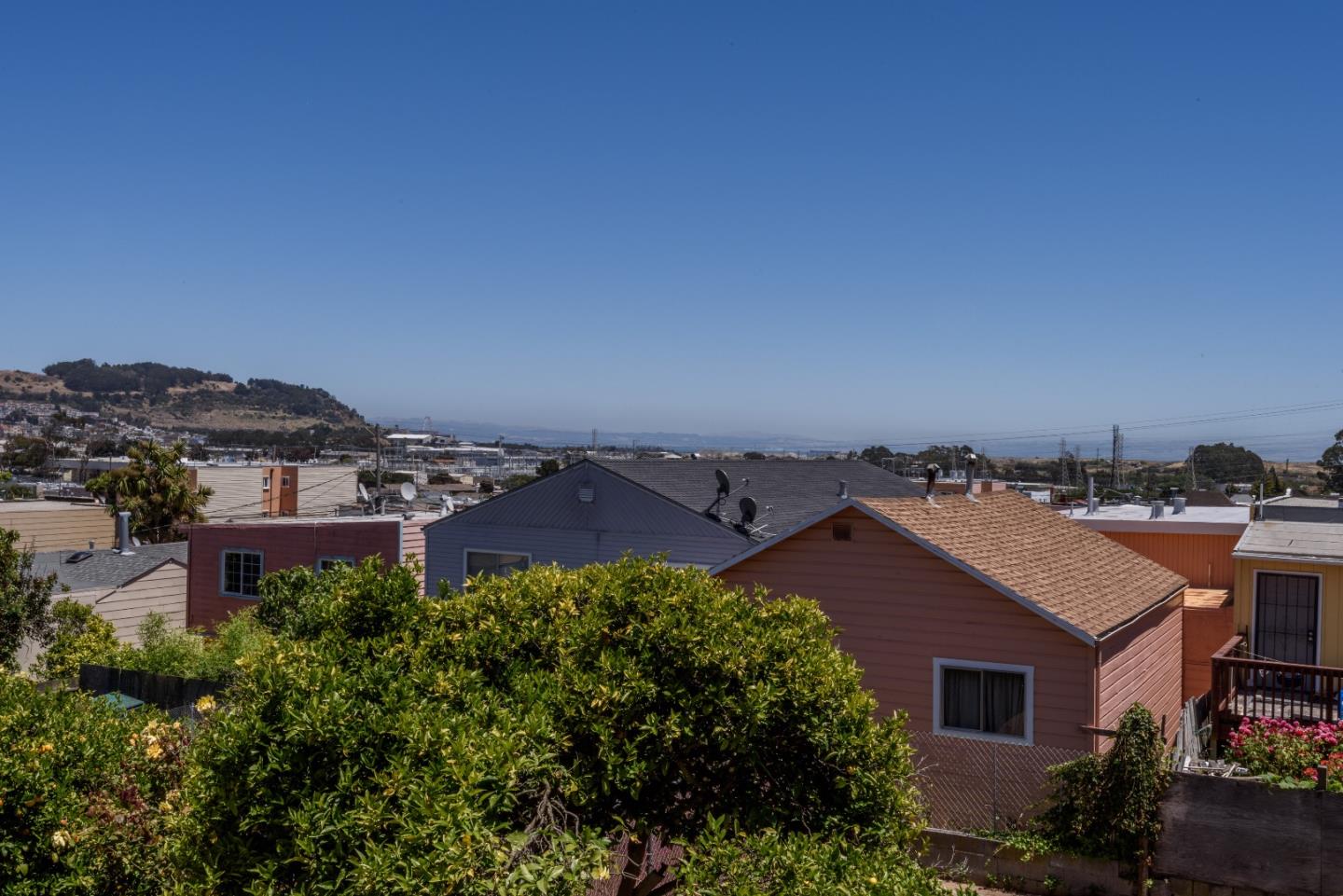 351 Rio Verde Street Daly City, CA 94014 - Photo 15 of 15 Gallery Image 15