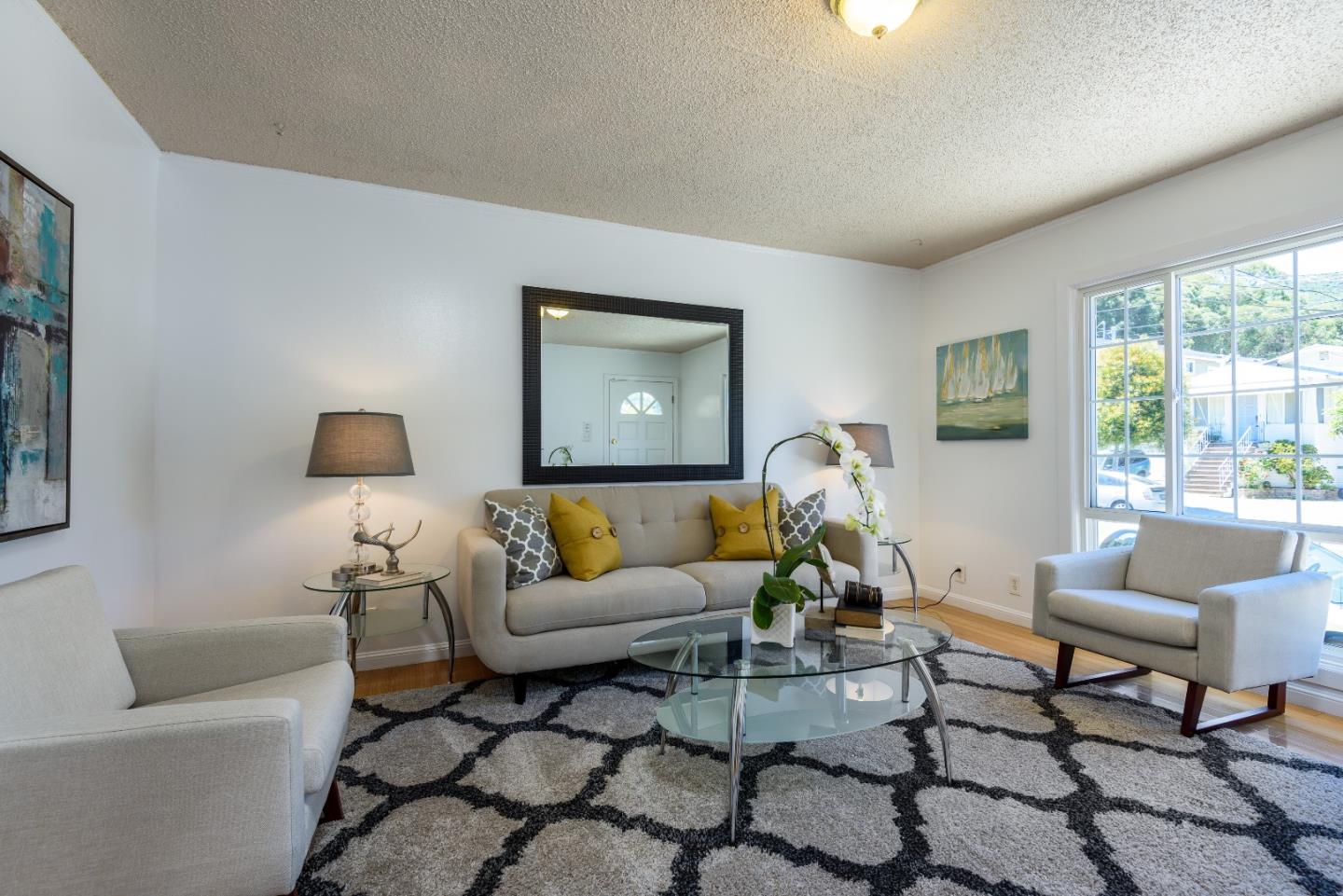 351 Rio Verde Street Daly City, CA 94014 - Photo 4 of 15 Gallery Image 4