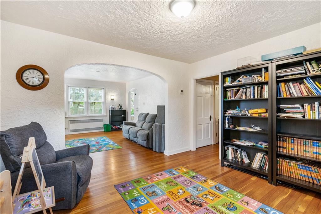 616 Kelso Road Pittsburgh, PA 15243 - Photo 8 of 31