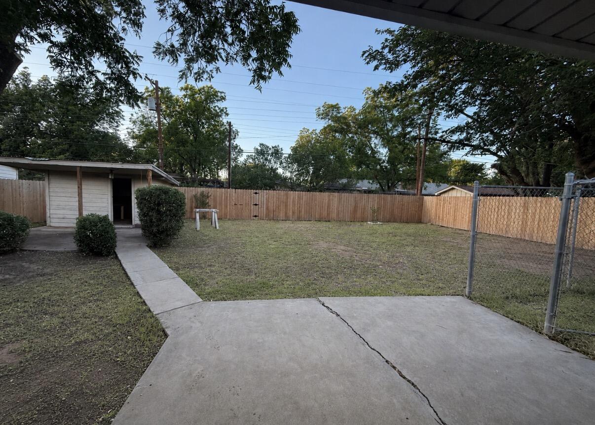 3606 55th Street Lubbock, TX 79413 - Photo 21 of 25 IMG_8967