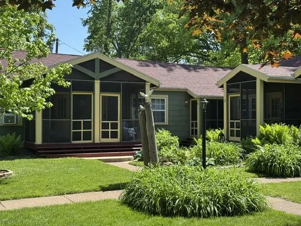 $300,000 | 15657 Lakeshore Road, Unit 3, Union Pier, MI 49129