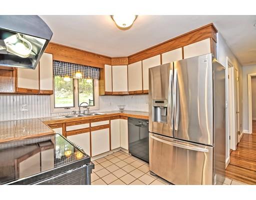 40 Kendall Road Holden, MA 01520 - Photo 5 of 15