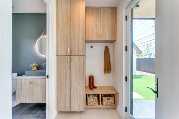 $10,000 | Undisclosed Address, Austin, TX 78702