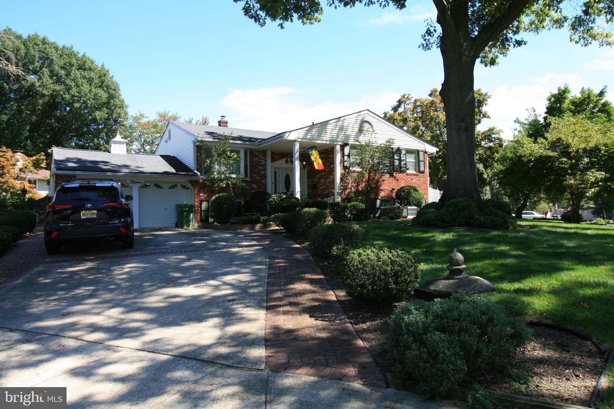 15 Hilltop Drive Cherry Hill, NJ 08003 - Photo 2 of 54