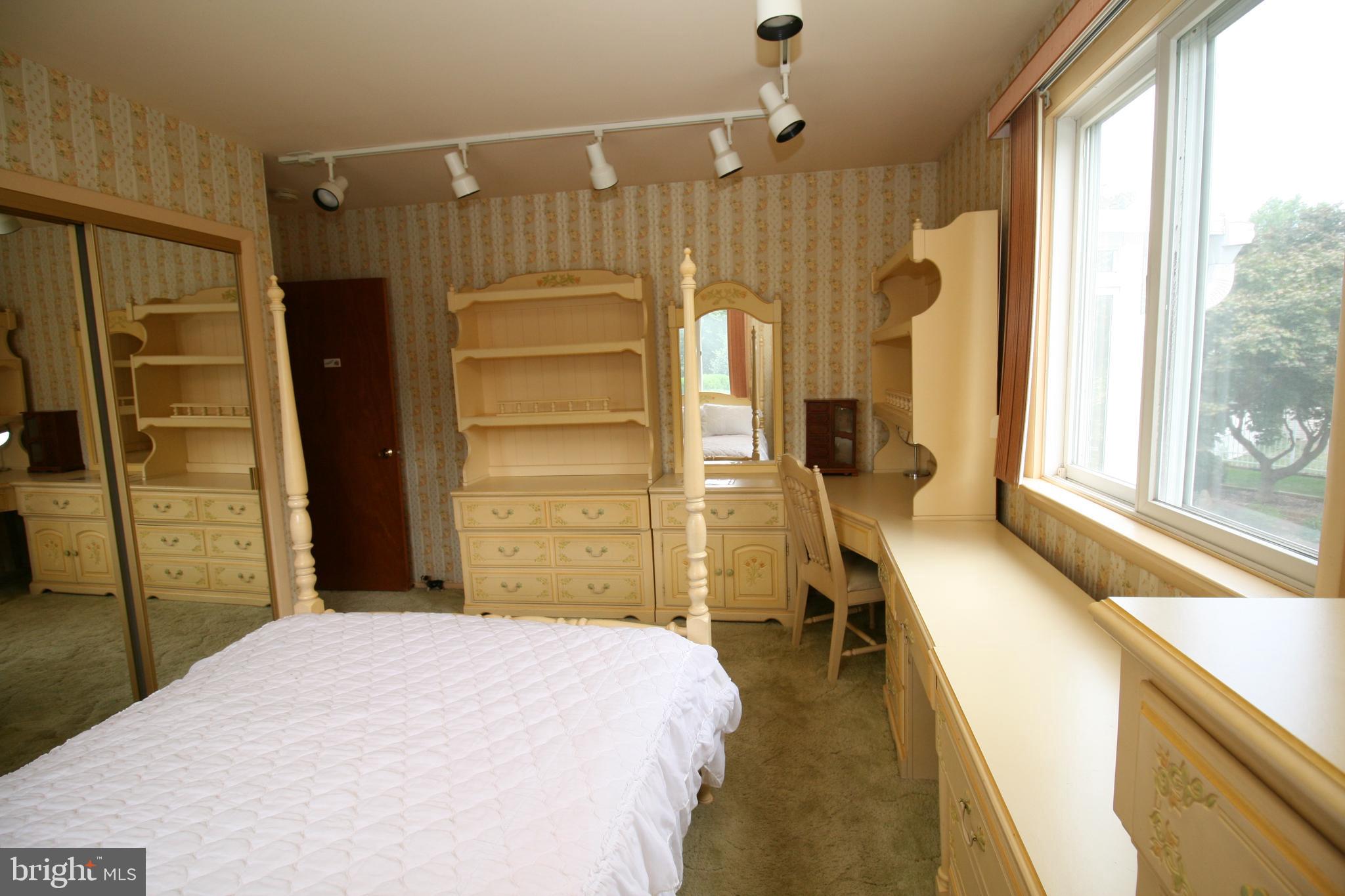 15 Hilltop Drive Cherry Hill, NJ 08003 - Photo 22 of 54 Third Bed