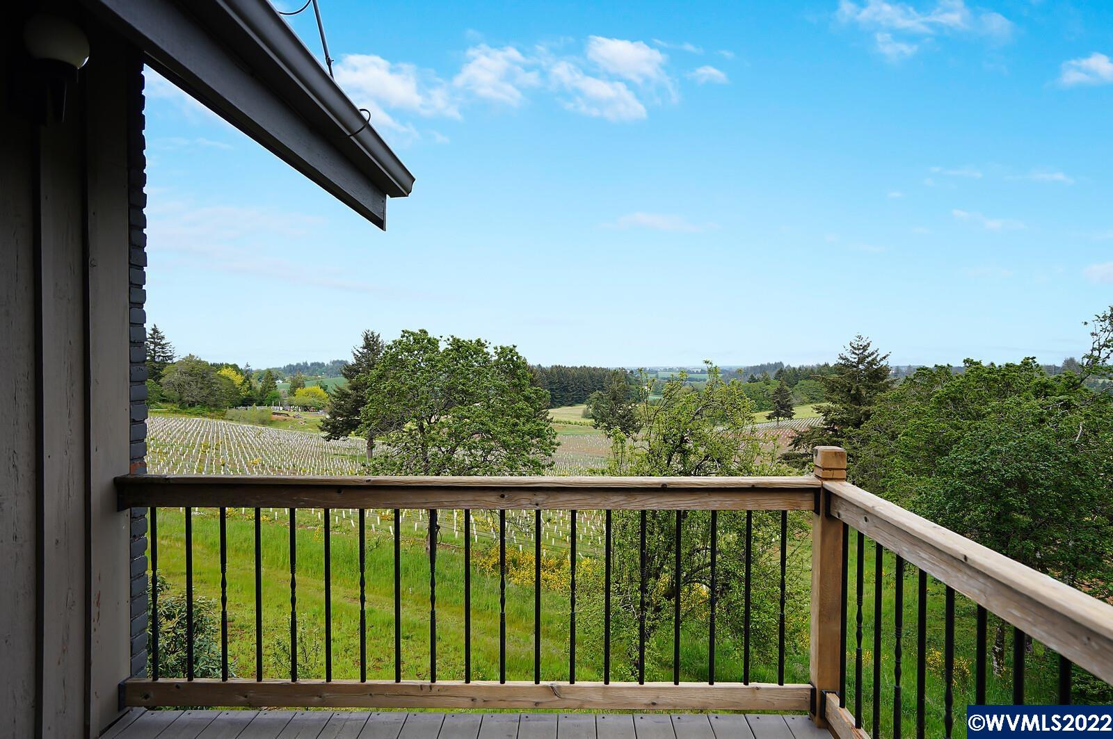 6924 Skyline Road South Salem, OR 97306 - Photo 8 of 42