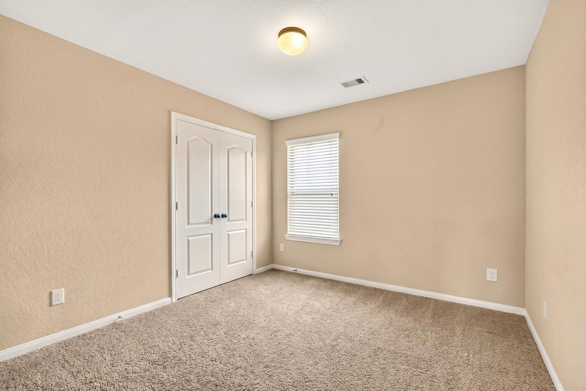 6446 Tea Tree Drive Katy, TX 77494 - Photo 26 of 39 10x10 - Bedroom 3 (Level 2)