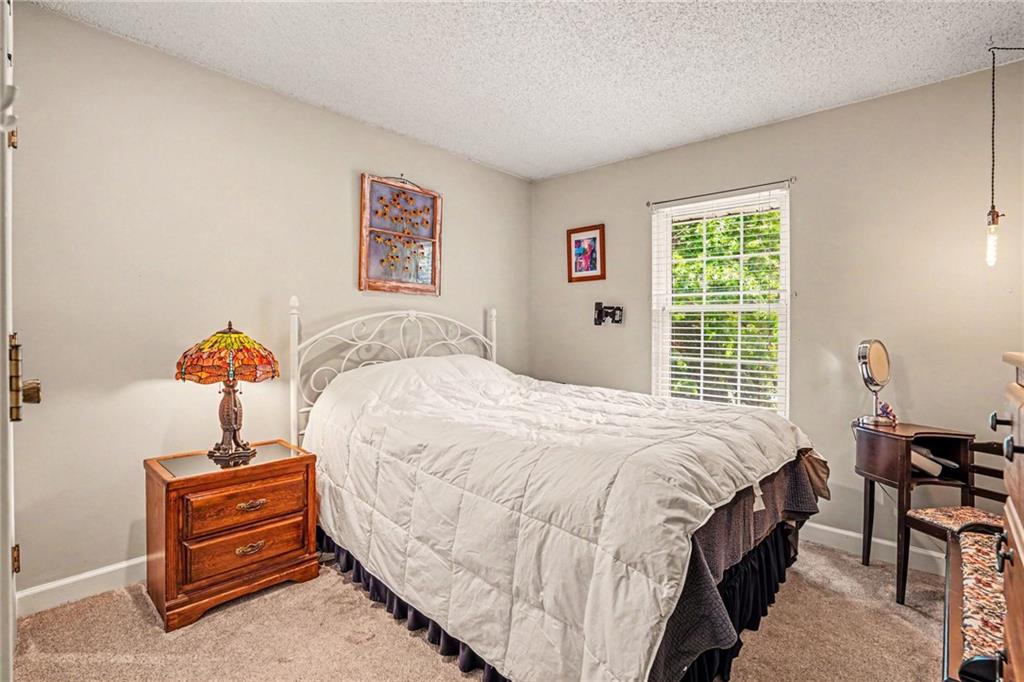 204 North Holder Road Independence, MO 64050 - Photo 12 of 28