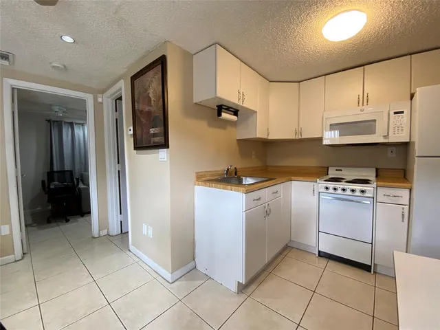 $1,500 | 9600 Northwest 24th Avenue, Miami, FL 33147