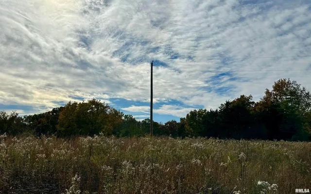 $74,900 | 1143 North County Line Road, Cobden, IL 62920