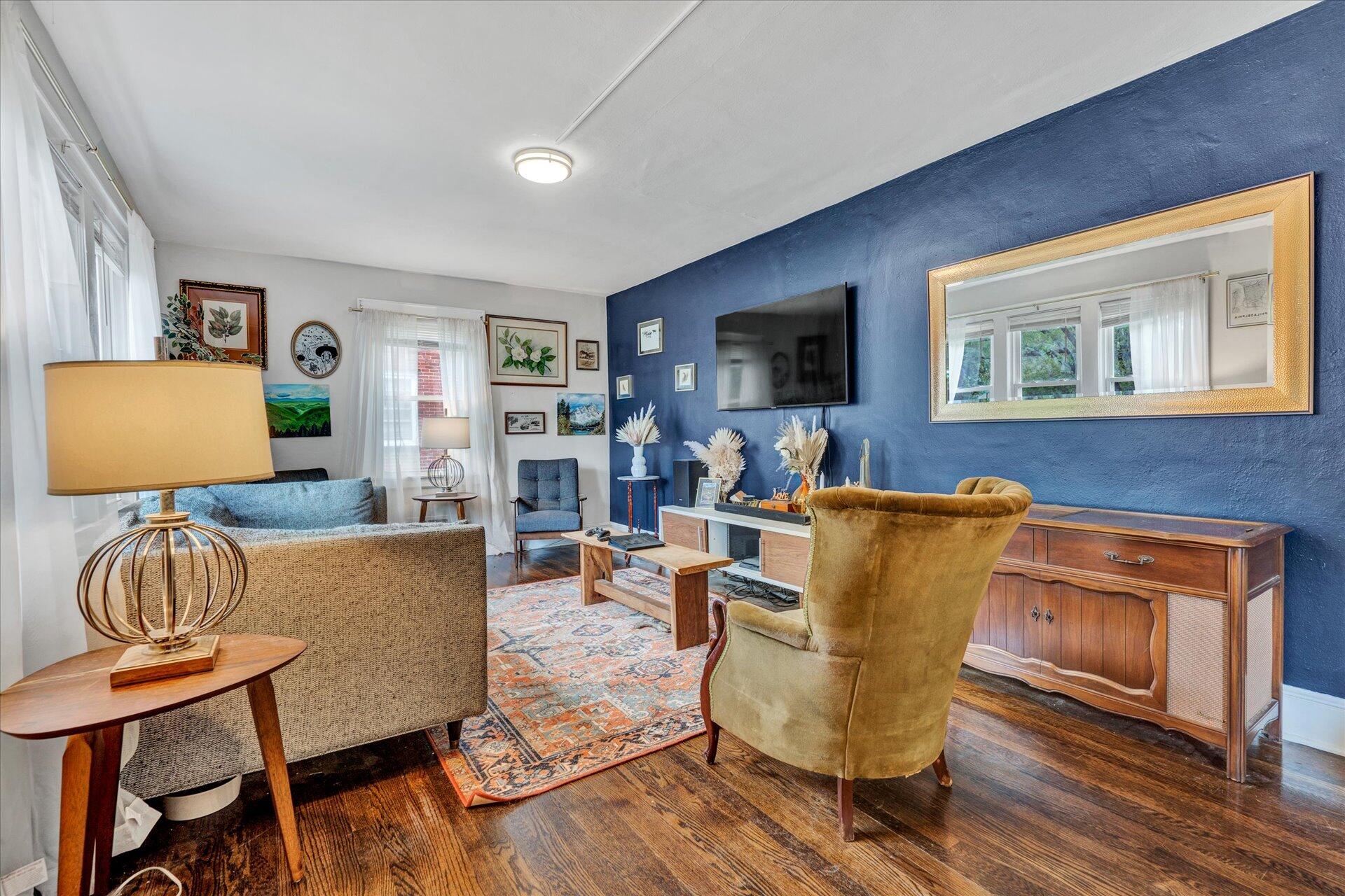 Offering 2 BR/1 BA